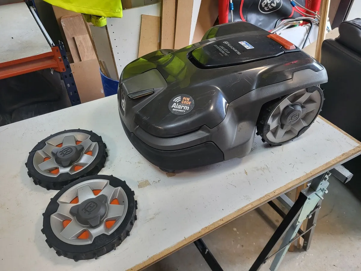 Husqvarna Automower 415x - Image 4
