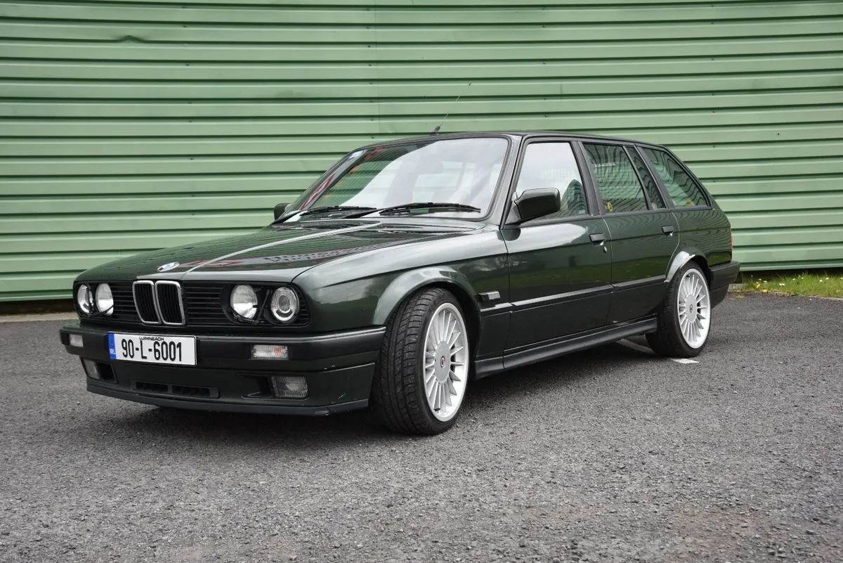 BMW 3-Series 1990 - Image 1
