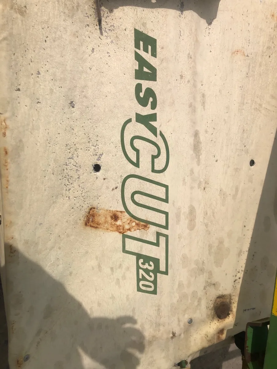 Krone easy cut 320 disc mower - Image 2