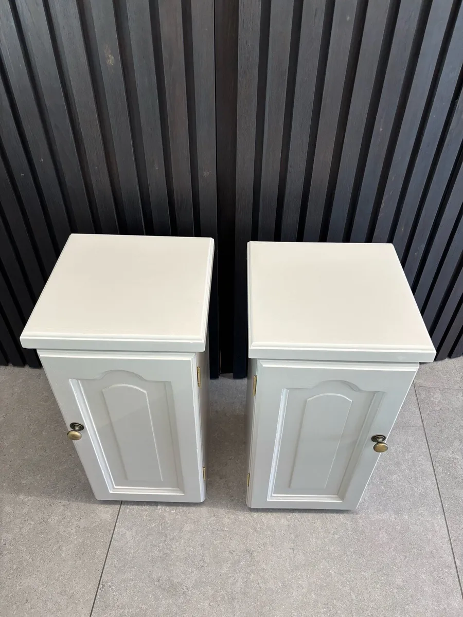 Pair of Bedside Cabinets/Lockers - Image 2