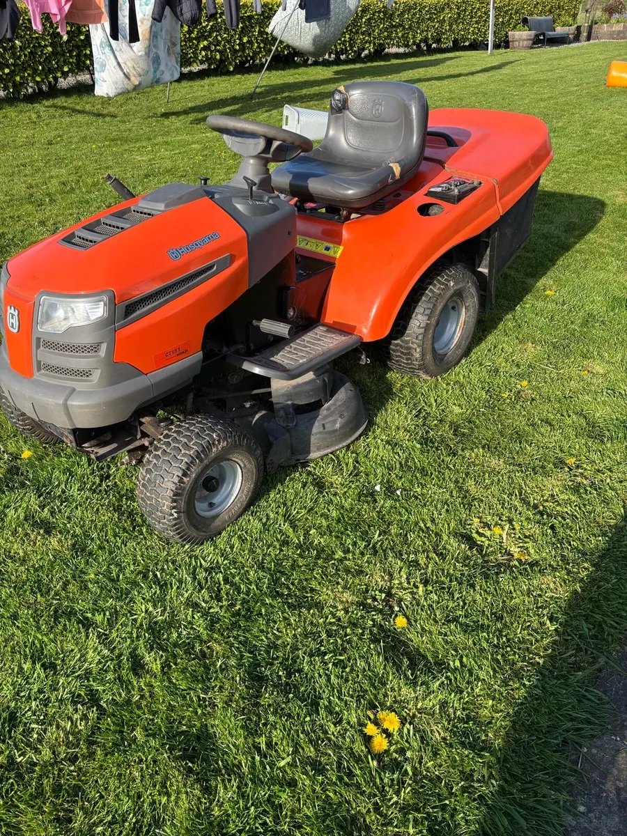 Husqvarna ride on lawnmower - Image 1