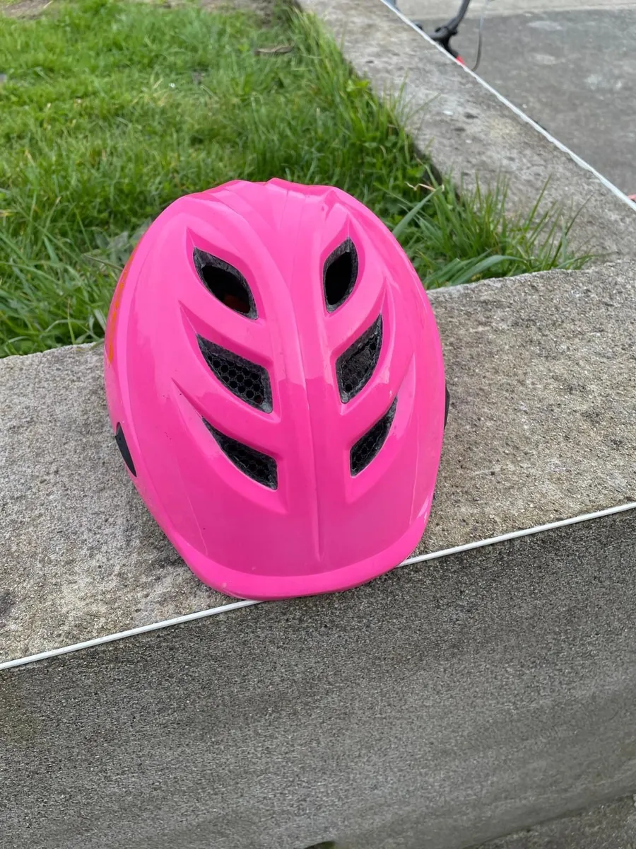 kids helmet - Image 1
