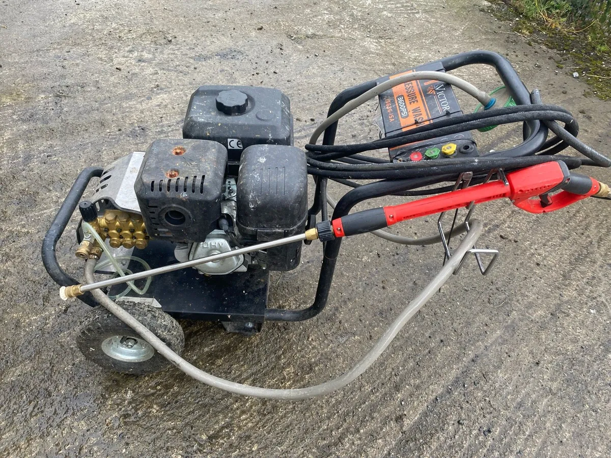 Pressure washer - Image 1