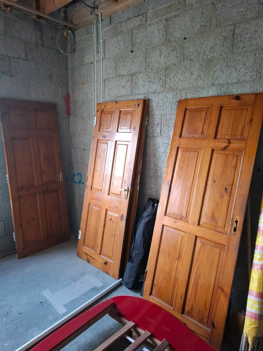4 Pine 6 panel internal doors - Image 1
