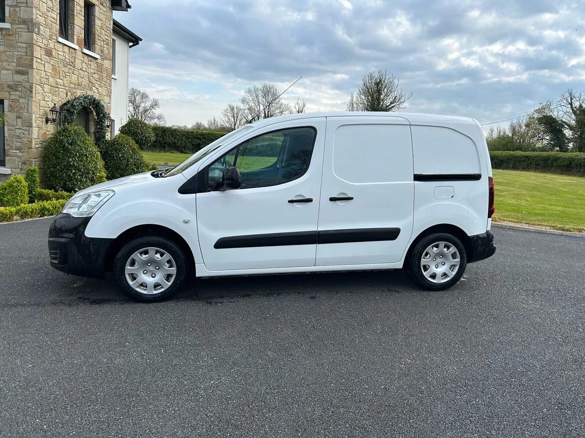 2018 Peugeot partner - Image 3