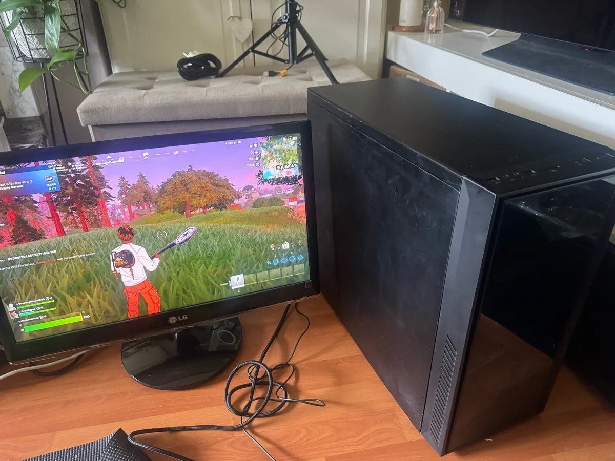 Custom i7 gaming pc - Image 1