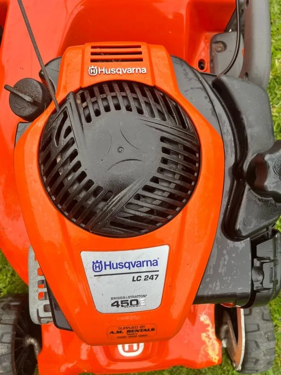 Husqvarna lawnmower LC247 - Image 3