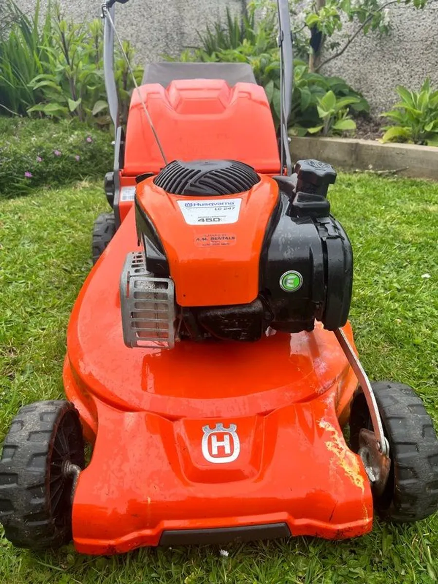 Husqvarna lawnmower LC247 - Image 4