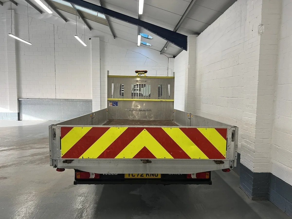 2022 Iveco Daily Dropside Van - Image 2