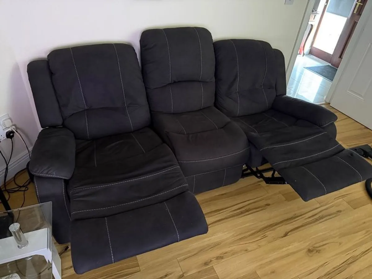 3 Seater Couch - Image 1
