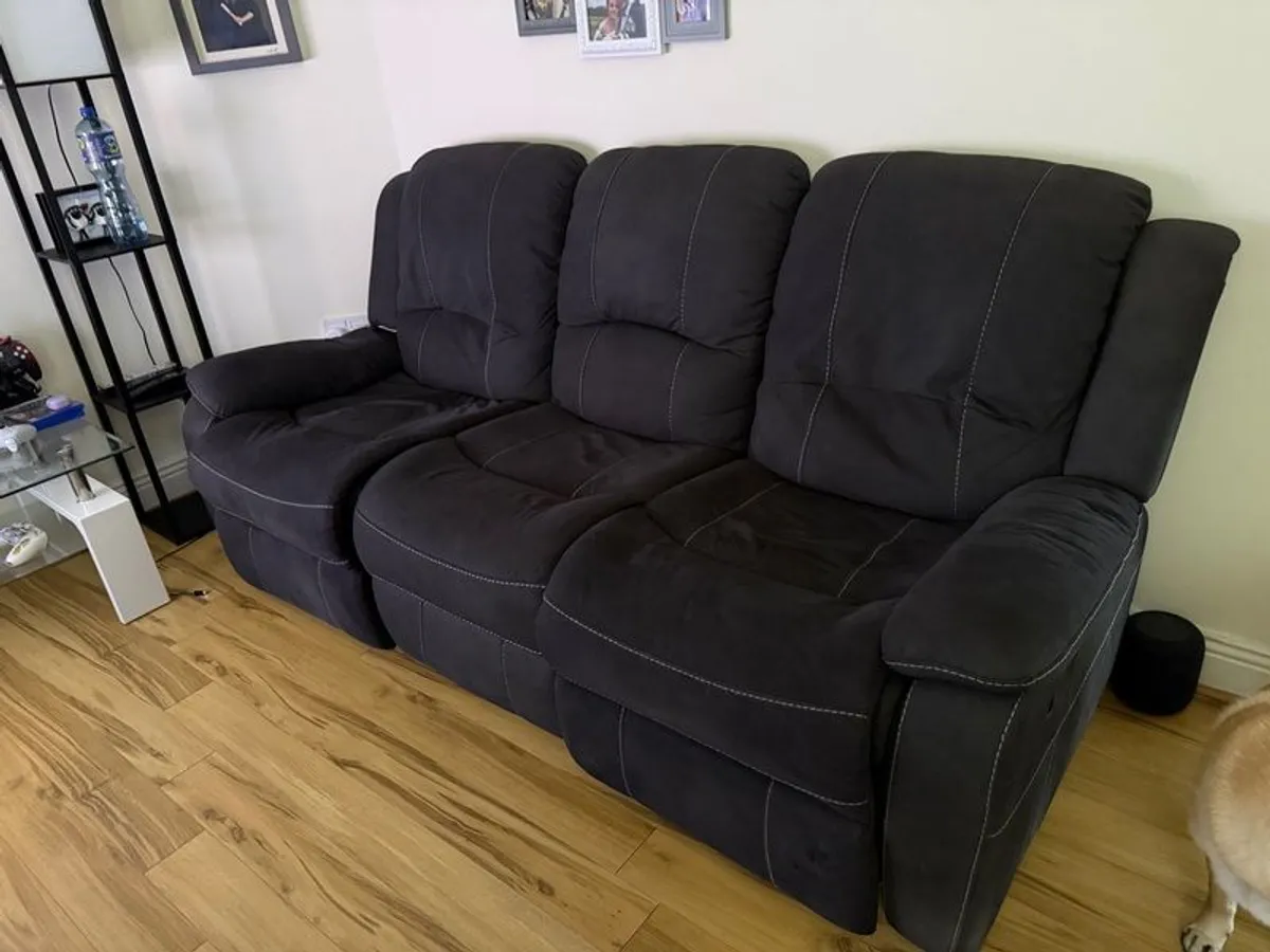 3 Seater Couch - Image 2