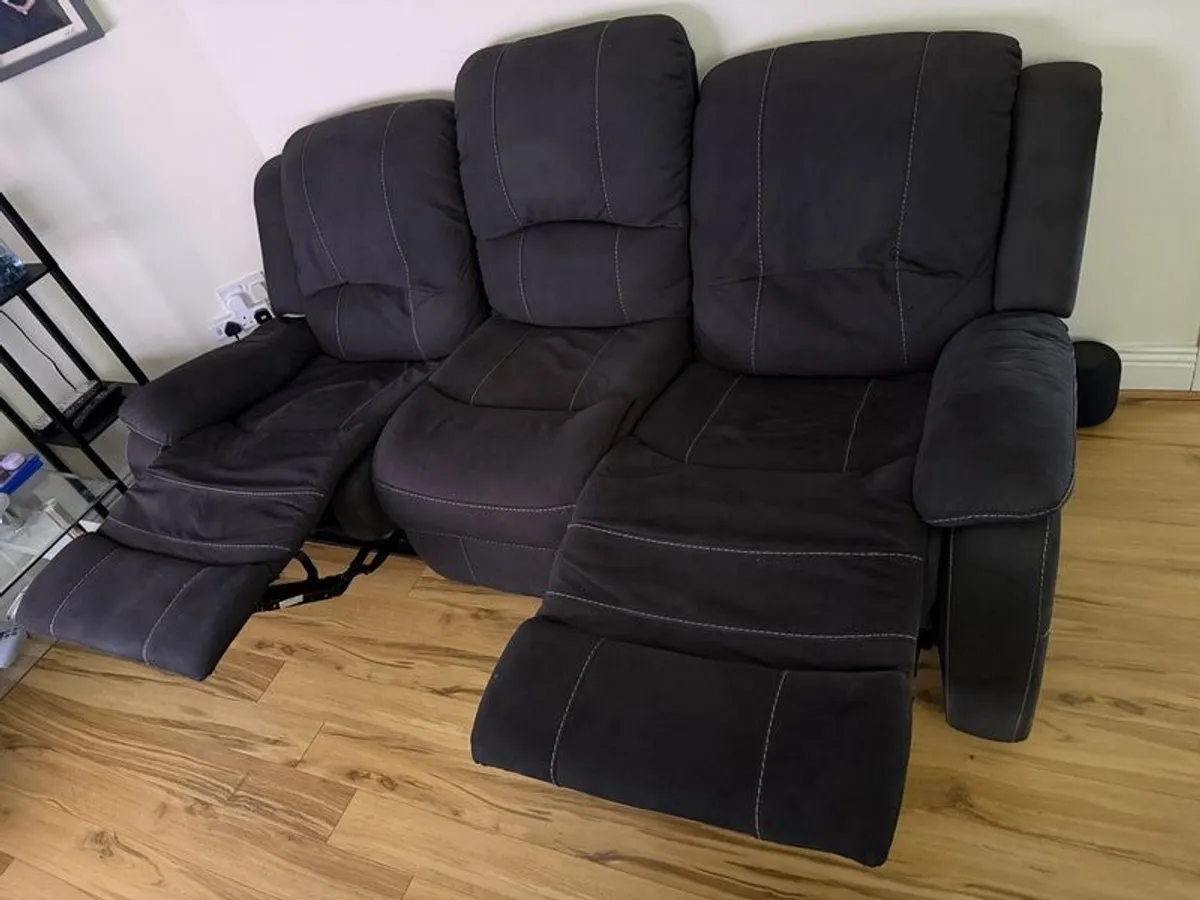 3 Seater Couch - Image 3