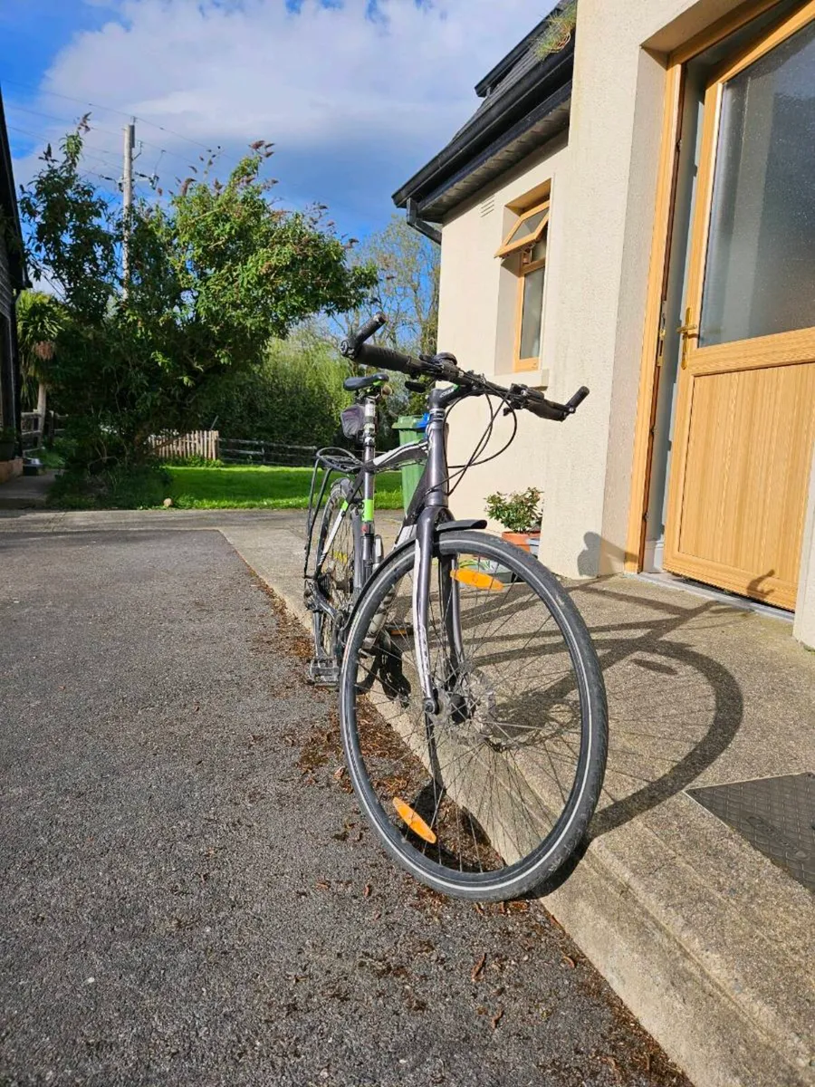 Road/ touring bike - Image 2