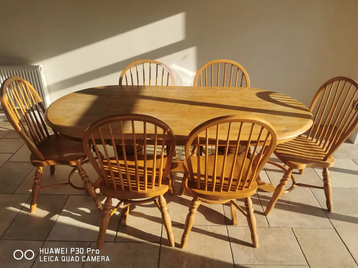 Iroka Solid Wood table and 6 chairs - Image 1