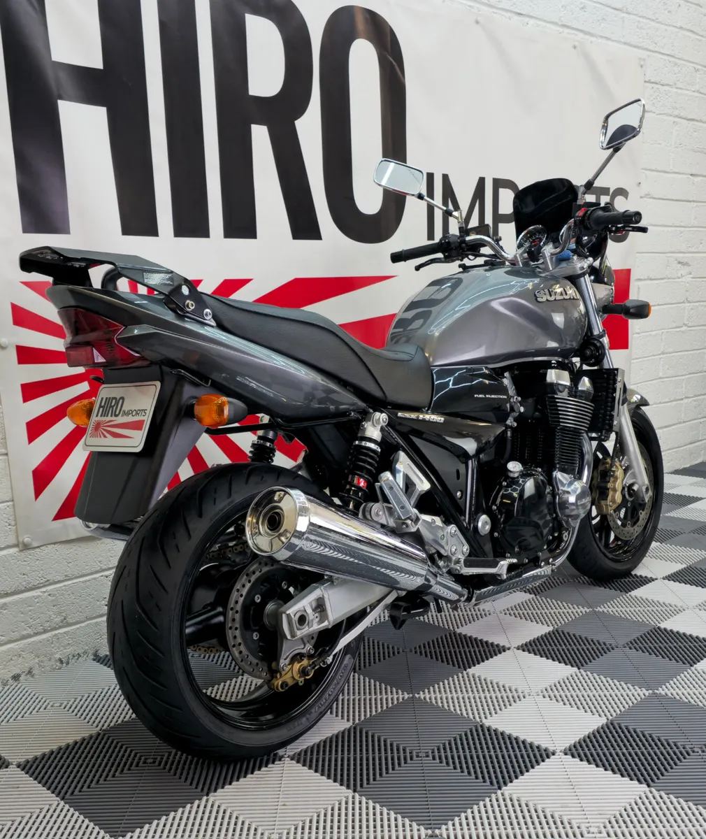 2002 Suzuki GSX1400 - Image 2
