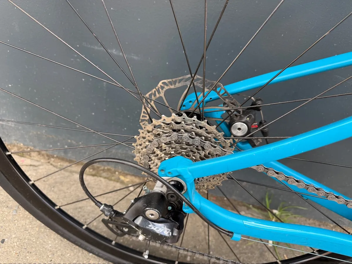 Triban Road bike ❗️Open 7 days of the week ❗️ - Image 2