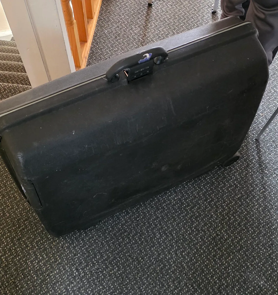 Samsonite suitcase - Image 1