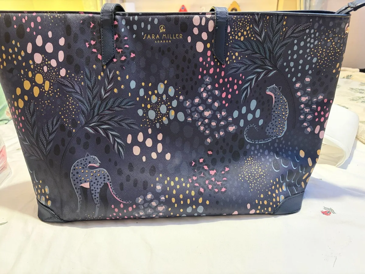 Ladies Handbag - Image 1