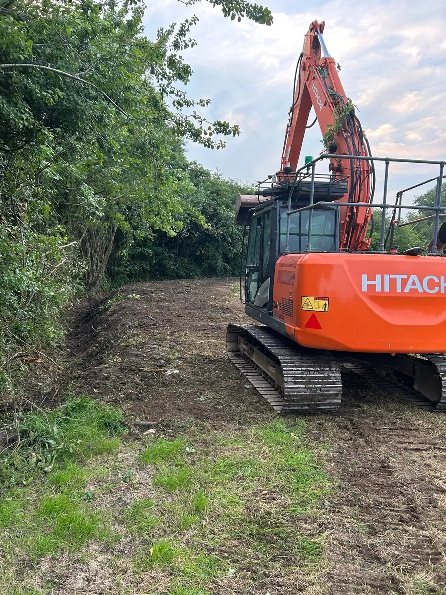 130-5 hitachi - Image 3