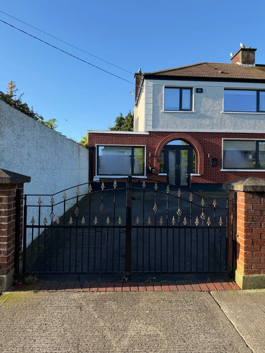 Driveway Gates - Image 1