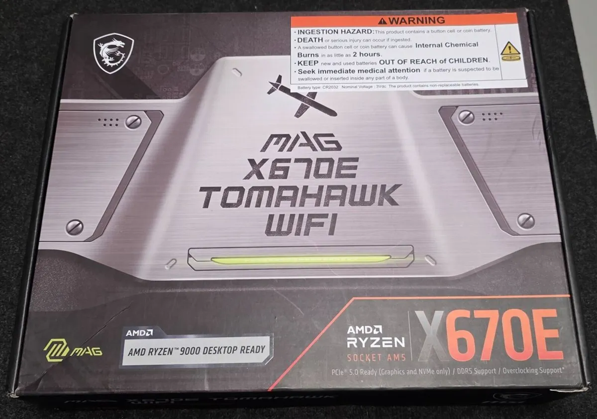 MSI X670E Tomahawk WiFi + Ryzen 7 9800X3D - Image 4