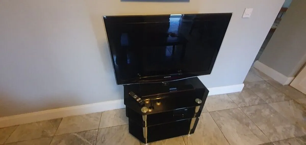 TV Stand - Image 1