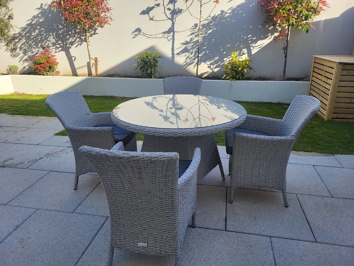 4 seater garden set - Image 1