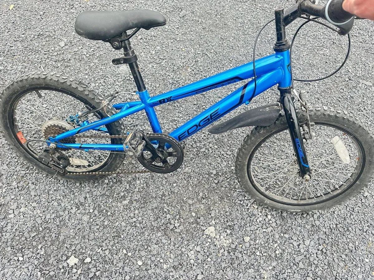 Blue Bike - age 5-7 - Image 1
