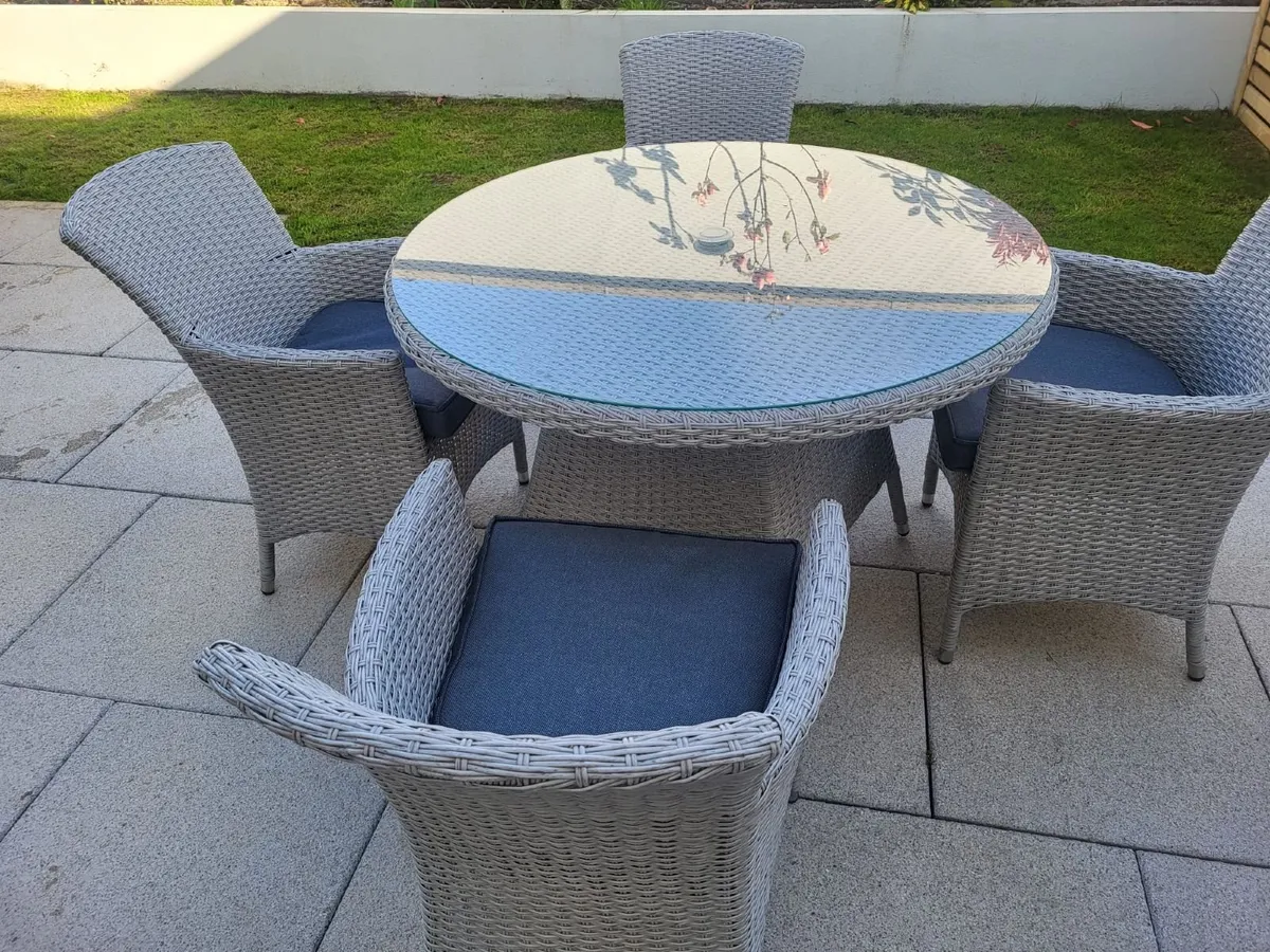 4 seater garden set - Image 3
