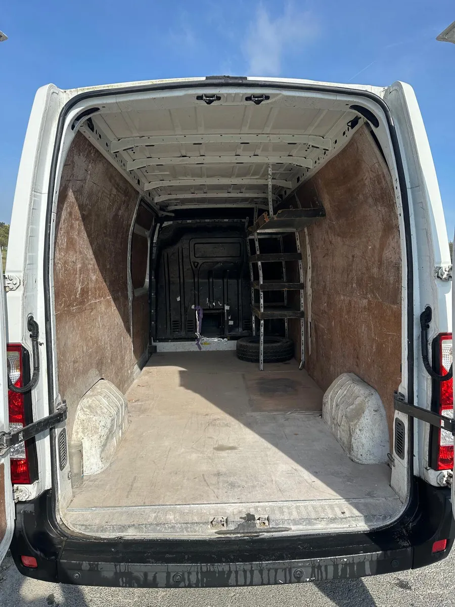 Opel Movano 2015 Cvrt 10/2026 - Image 4