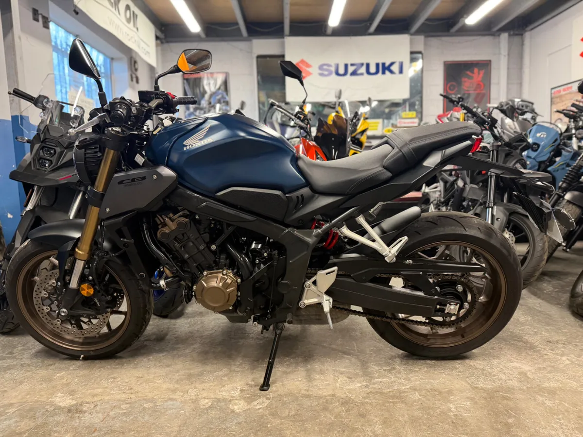 2023 Honda CB650R - Image 4