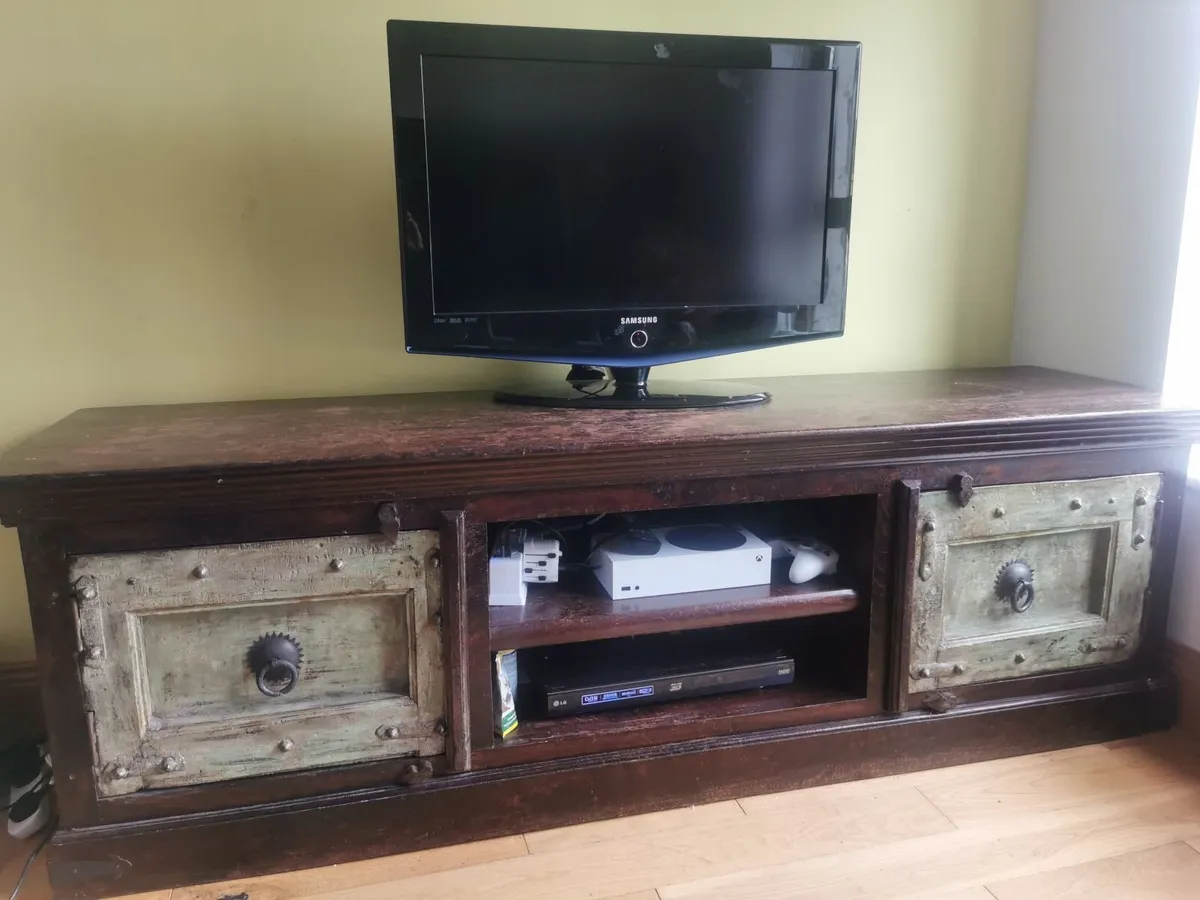 Quality Solid Wood TV Unit - Must Go This Week - Image 4