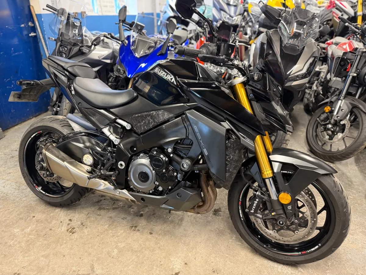 2022 Suzuki GSX-S1000 - Image 2