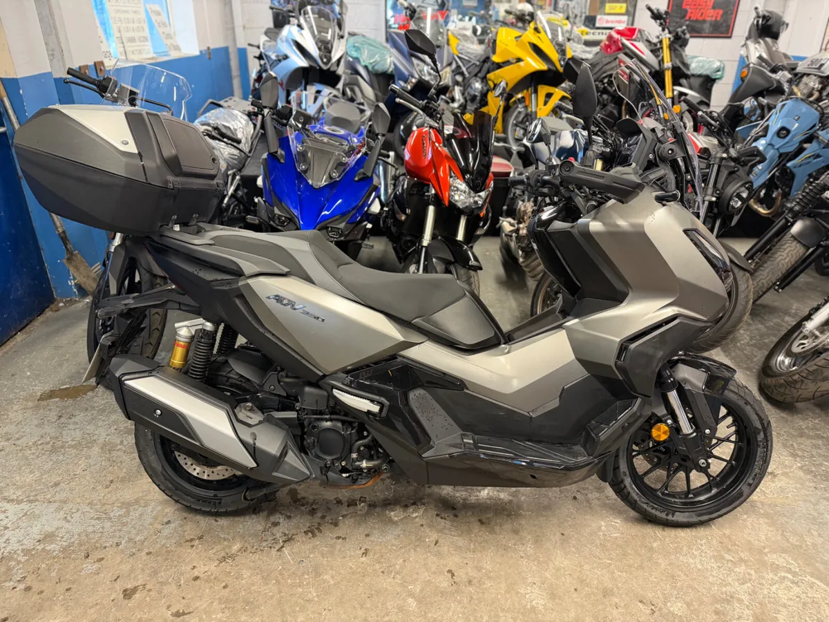 2025 Honda ADV350 - Image 1