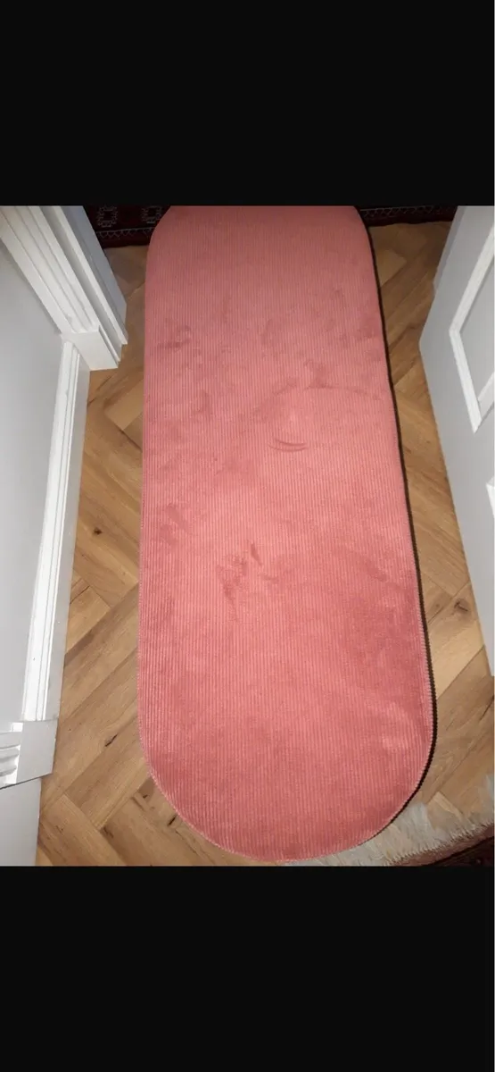 Pomax brushed velvet bench - Image 2