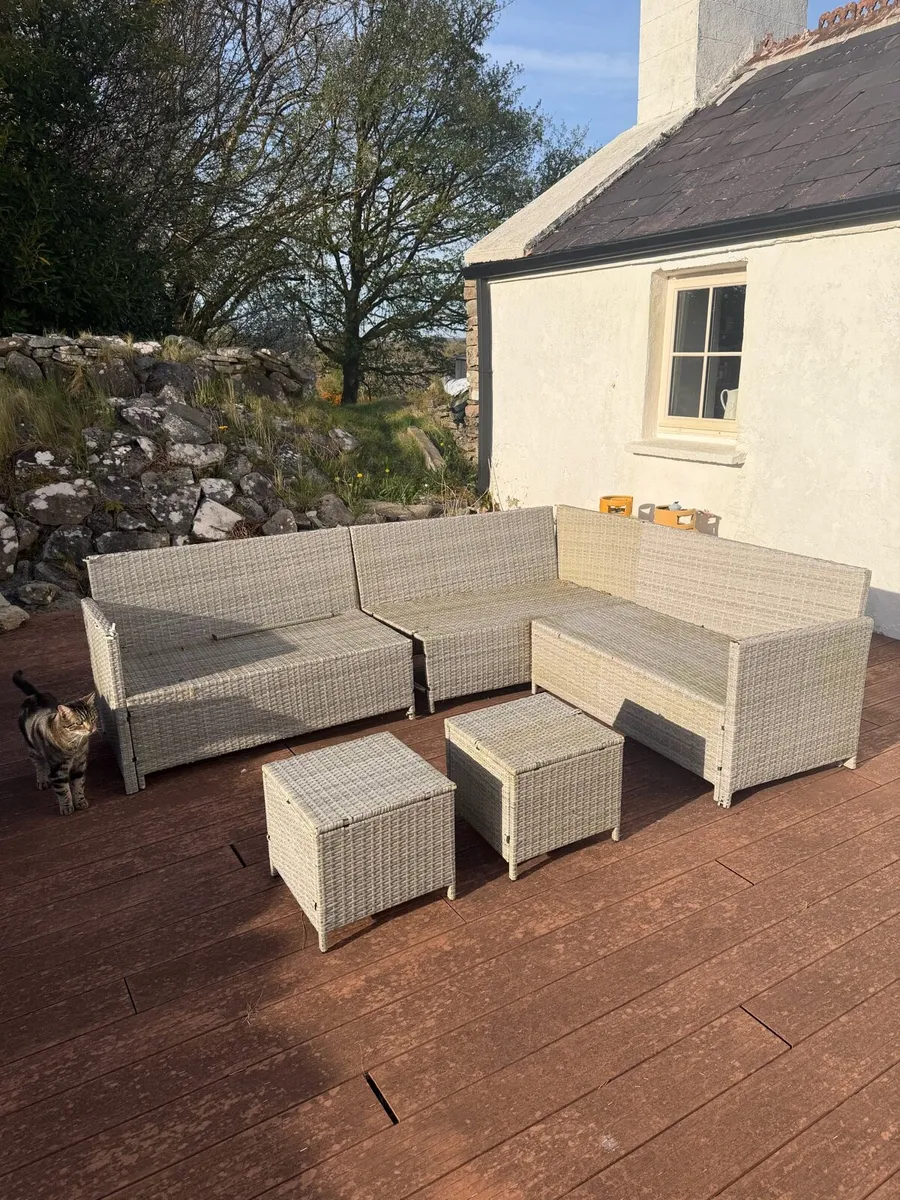 Garden Furniture - Image 3