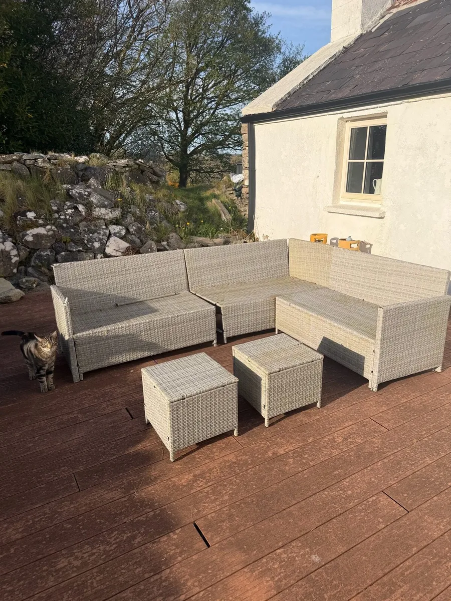 Garden Furniture - Image 4