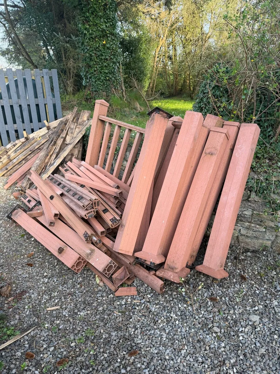 Composite Decking Post and Rail - Image 2