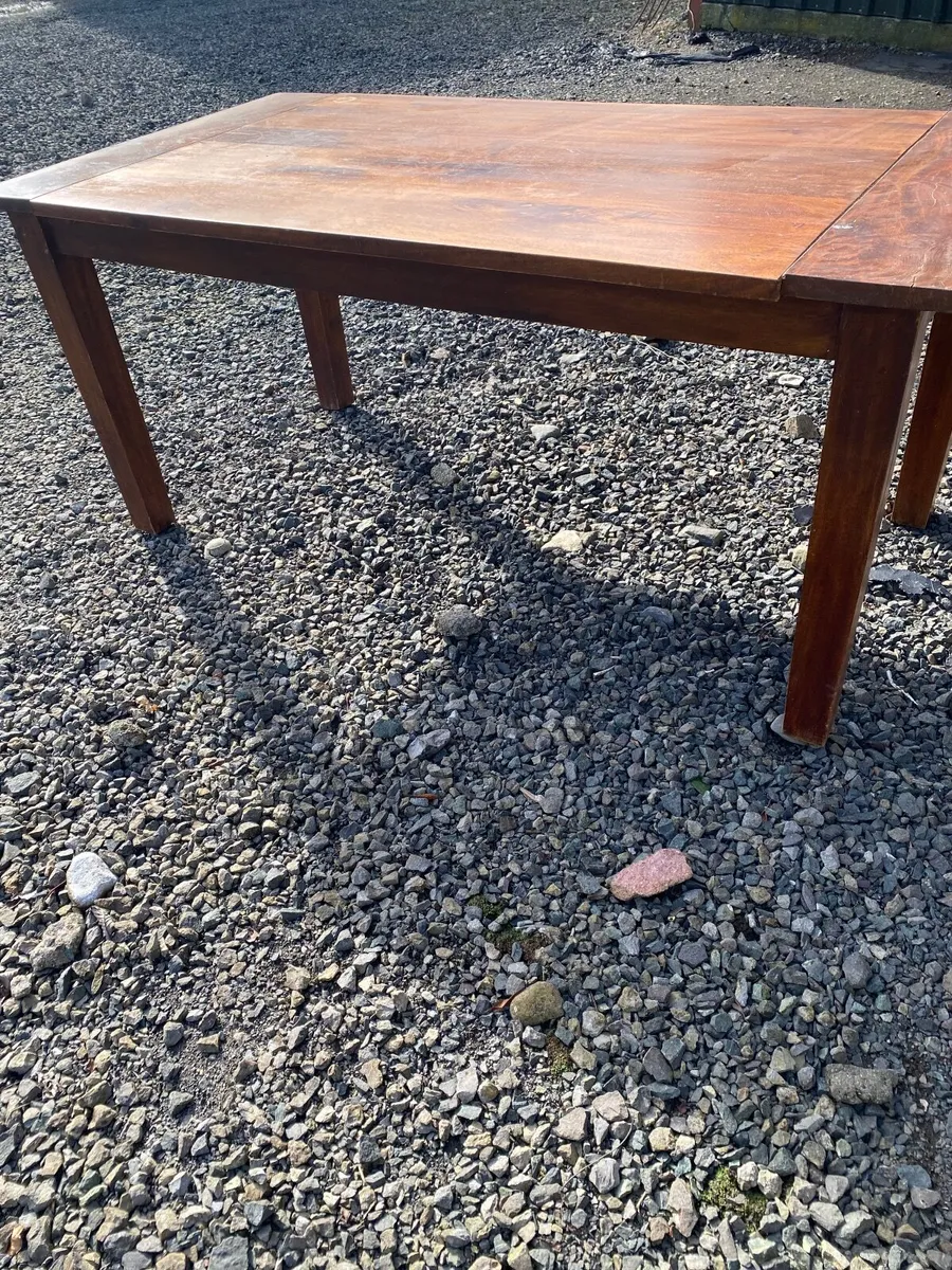 Kitchen table - Image 3