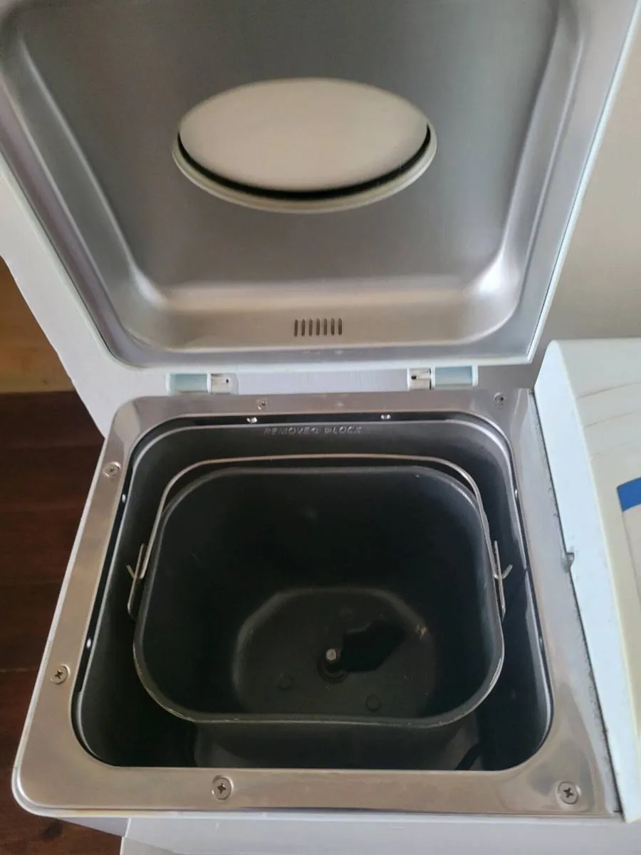 Bread maker - Image 2
