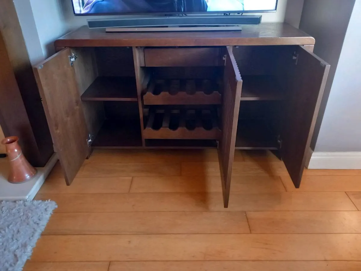 Hardwood tv stand/wine cabinet - Image 2