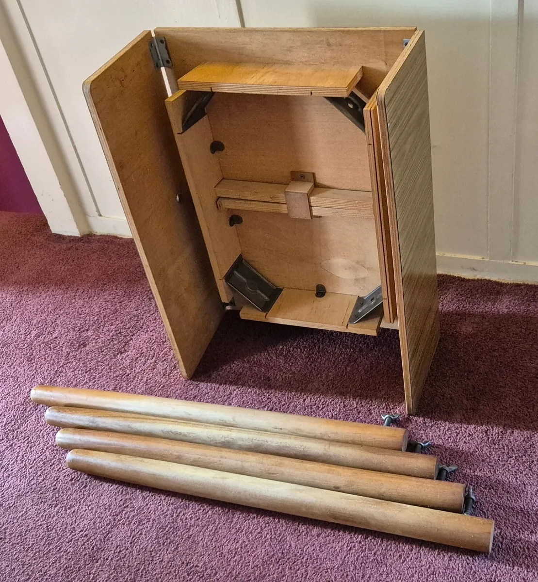 Table, Extending to 90cm - Image 3