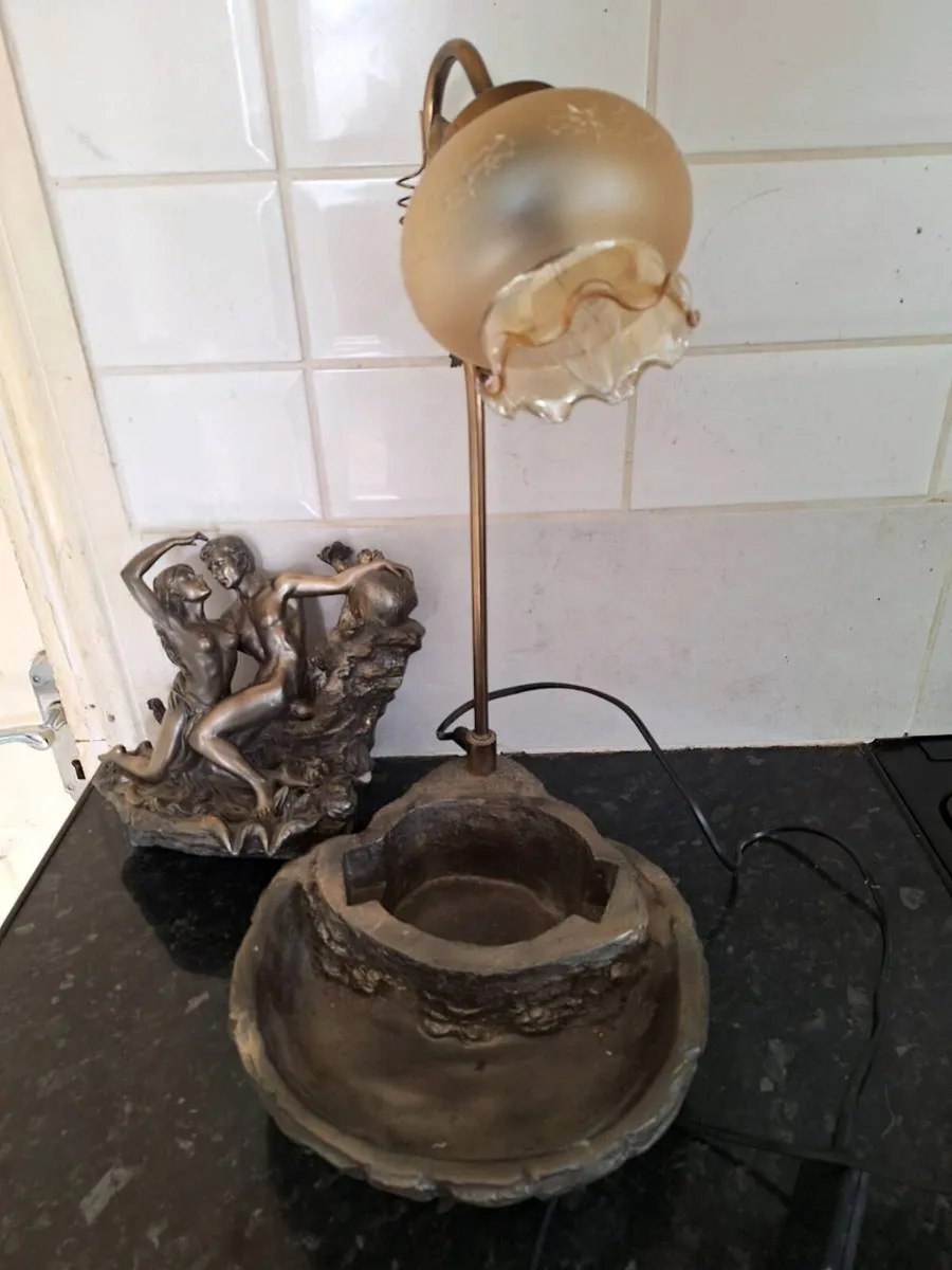 Heavy metal table lamp - Image 3