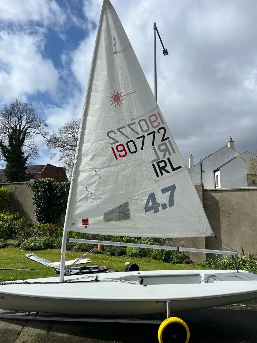 Laser 4.7 Sailing Dinghy + Radial Mast & Extras - Image 1