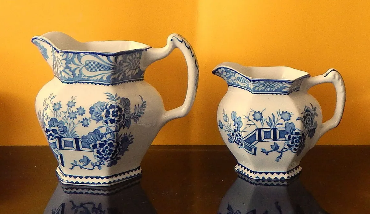 2 Wincanton Woods Ware Blue & White Jugs - Image 1