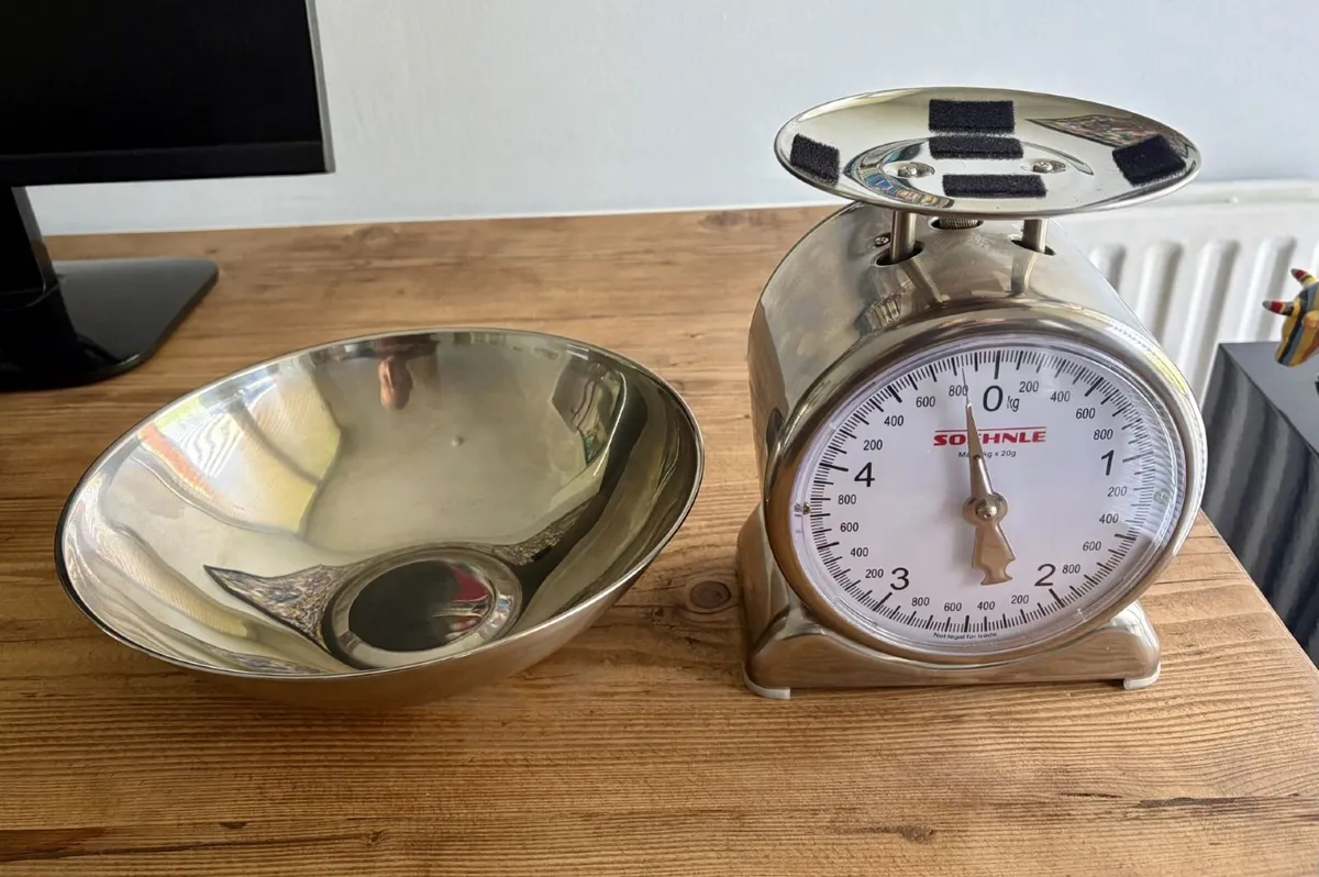Soehnle Traditional Chrome Kitchen Weighing Scales - Image 2