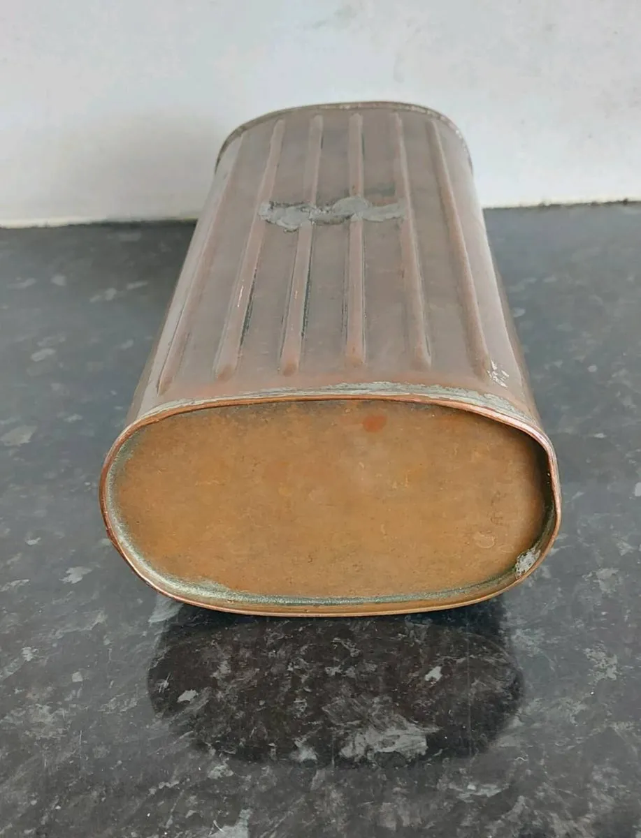 Vintage metal hot water bottle - Image 3