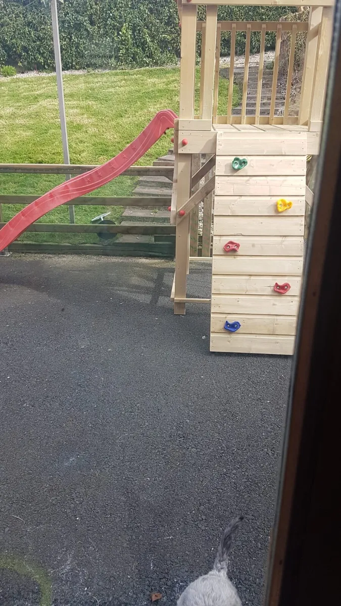 Play tower with swings & slide - Image 4