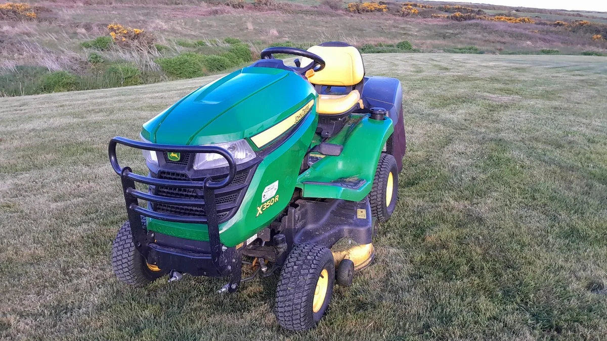 John deere ride on mower - Image 4