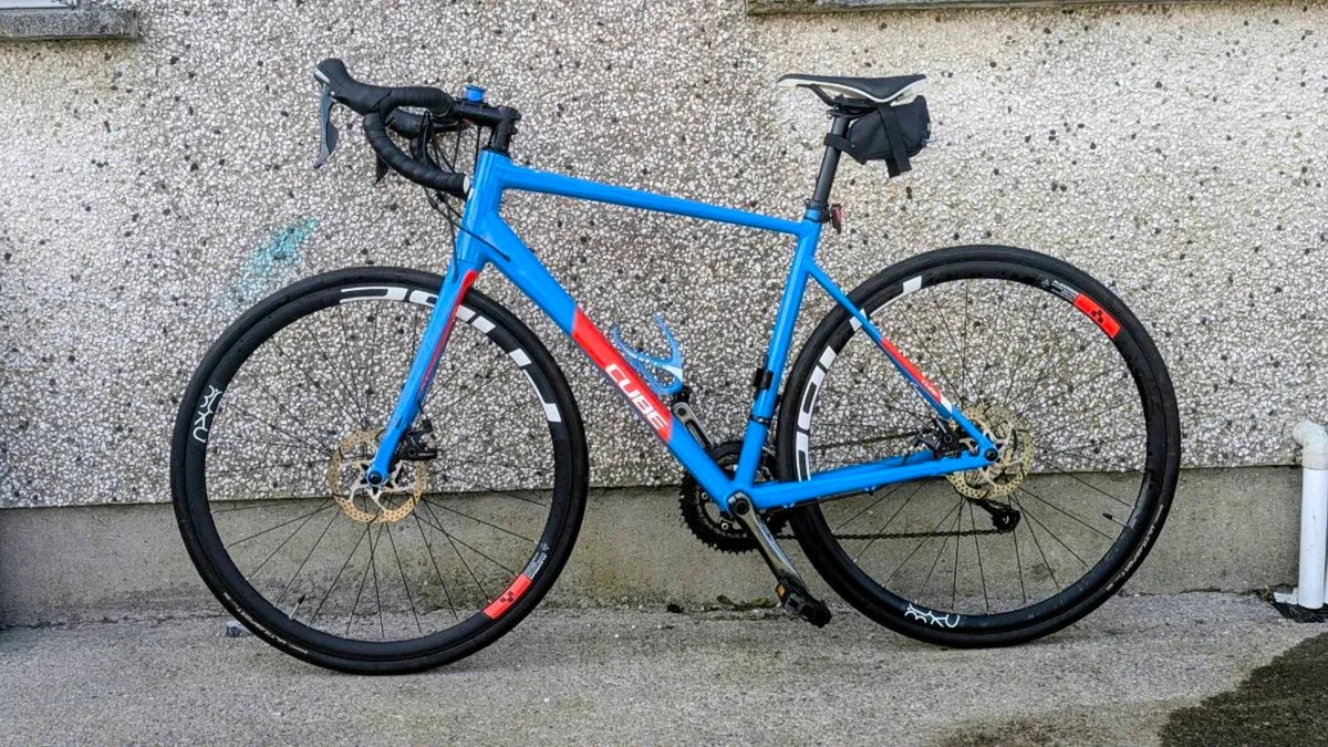 2 x Road Bikes - Image 1